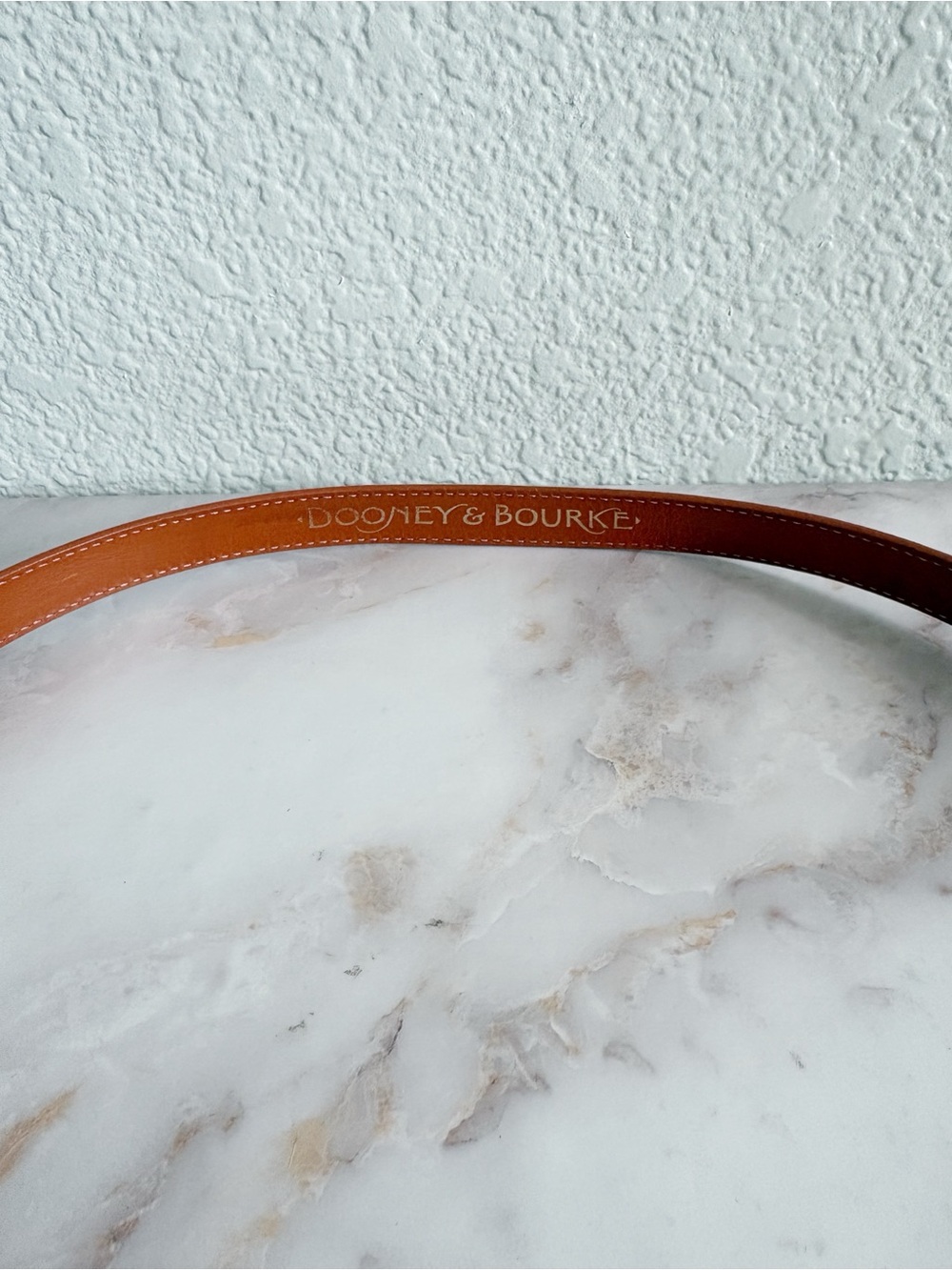 80’s Vintage Dooney and Bourke Leather Brass Belt Minimalist - Picture 6 of 6